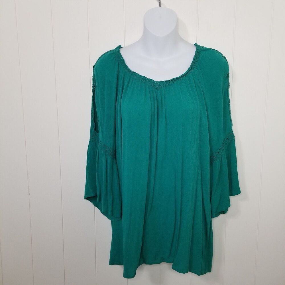 Westport Women's Top Size 1X Boho Crochet Lace Bell Sleeve